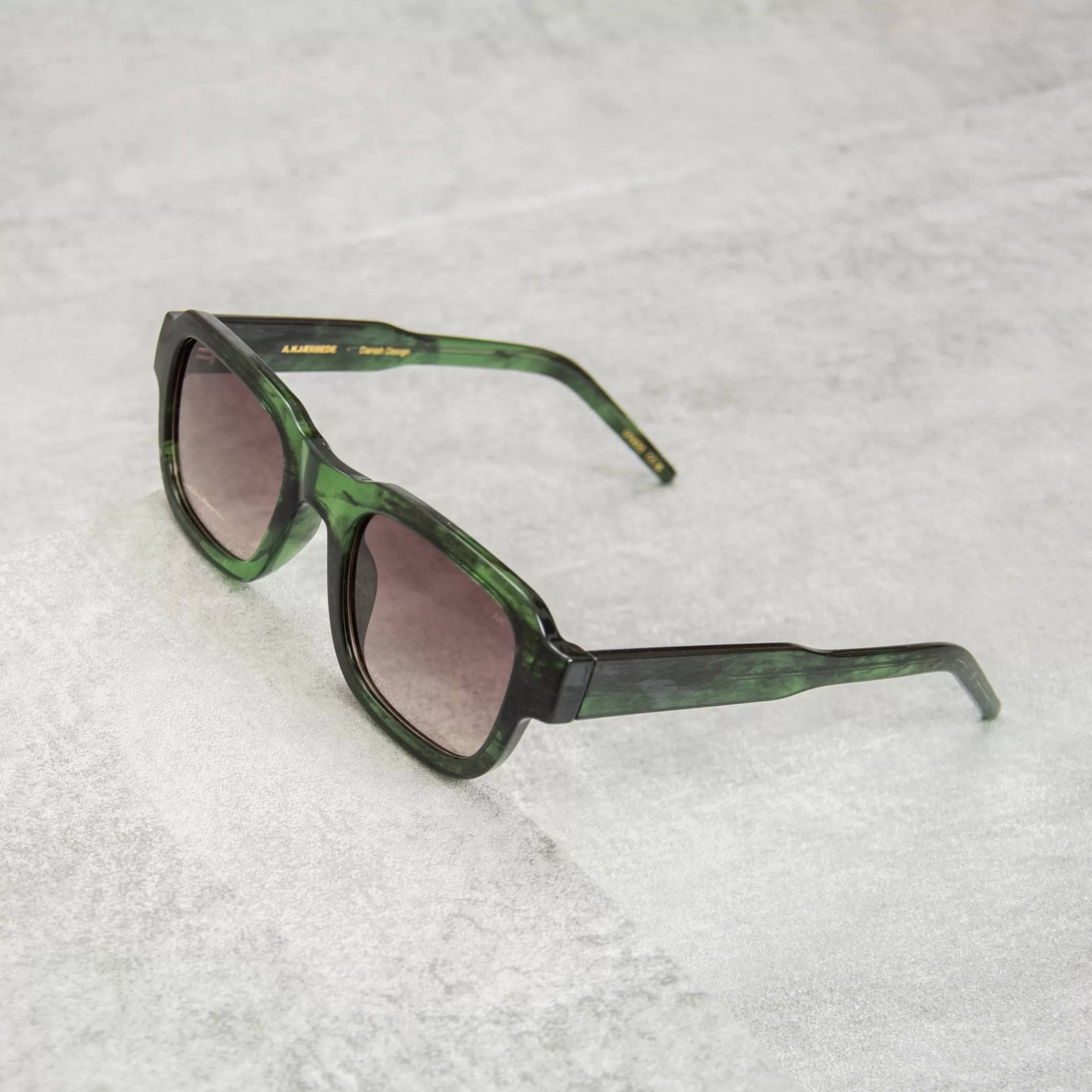 A Kjaerbede Halo KL2208 - 006 Sunglasses - Green Marble Transparent