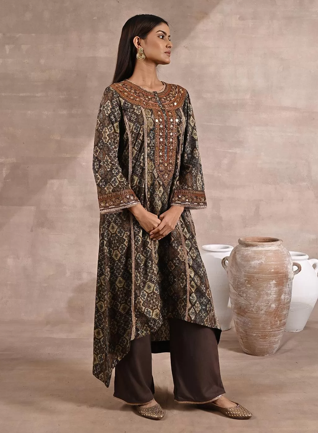 Brown Ethnic Printed Kurta Set with Fine Neck Work