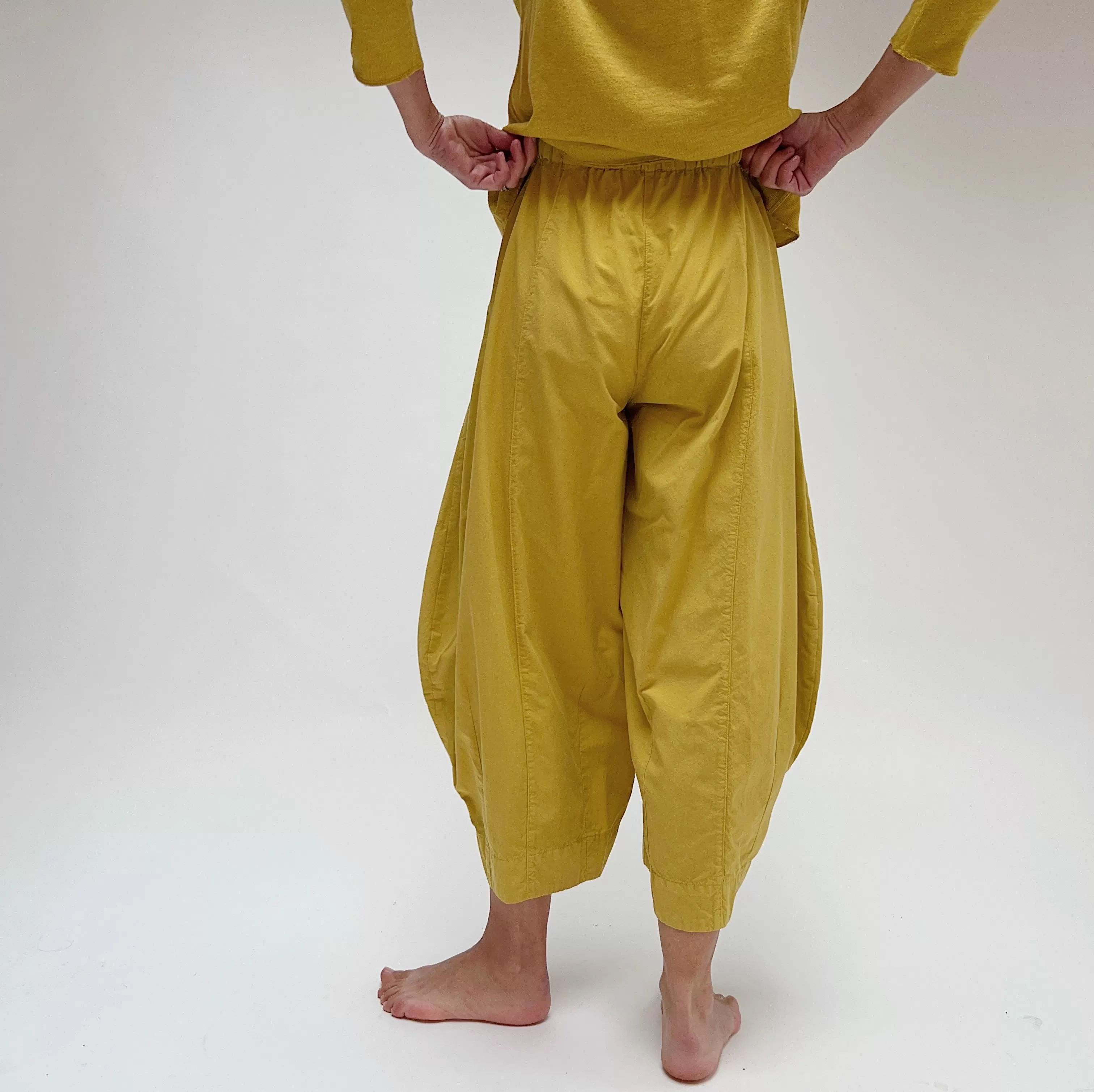 Eleven Stitch | Double Pocket Cotton Pant in Goldenrod