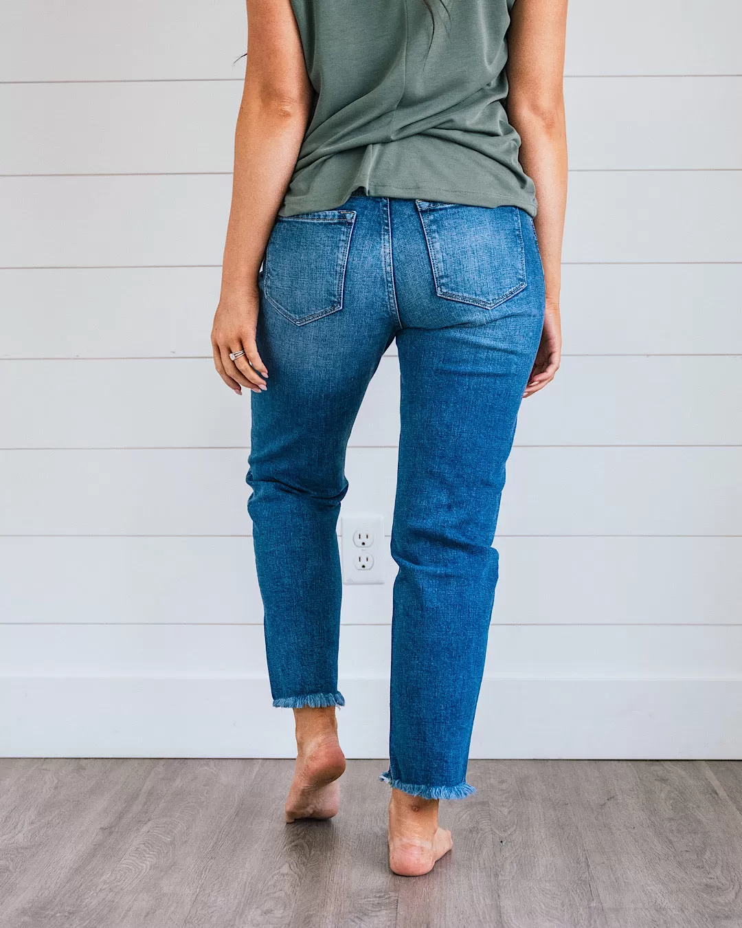 KanCan Karina Fray Hem Straight Jeans