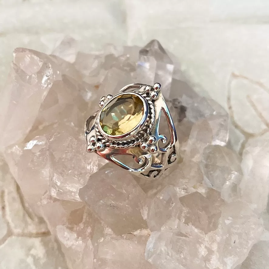 Lemon Quartz Oval Gemstone Ring - Surya