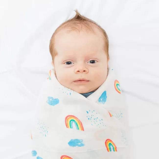 Lulujo Cotton Muslin Swaddle - Rainbow Sky