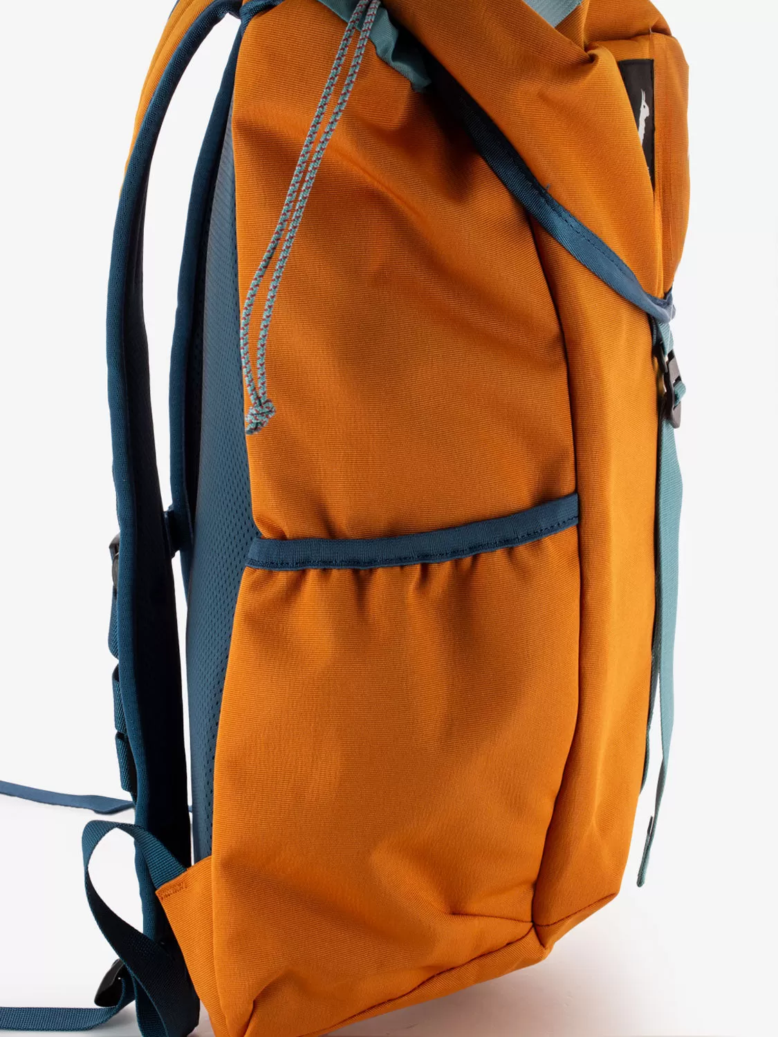 Tapa 22 L backpack Cada Dia tamarindo