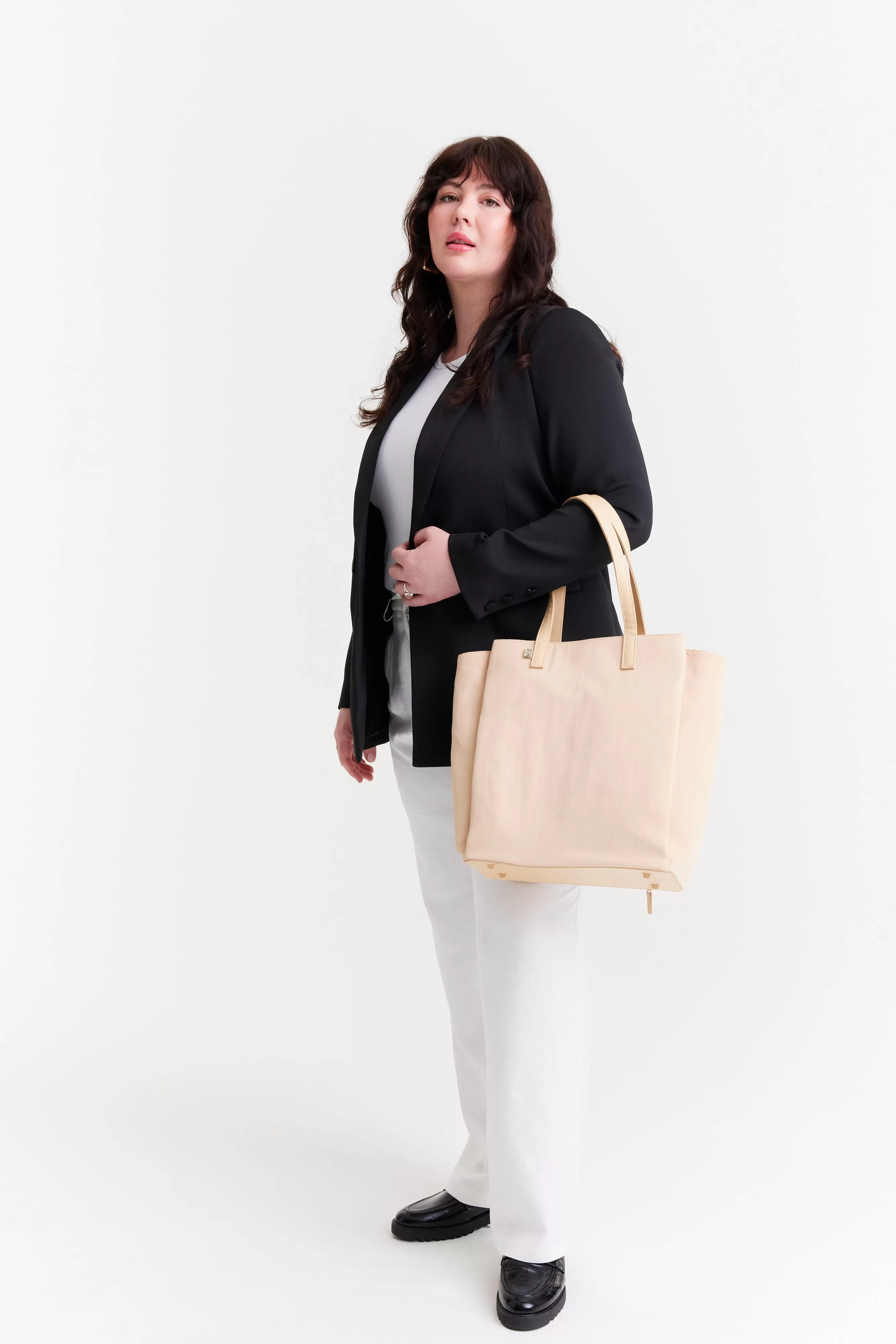 The Commuter Tote in Beige